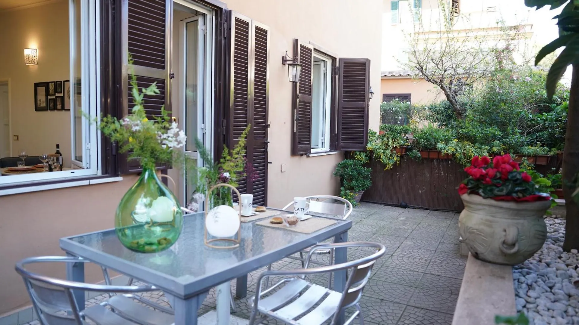 Apartment Casa Due Allori Rome